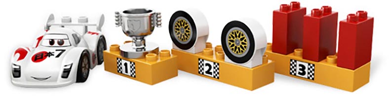 Набор LEGO Тачки 2 - Мировой Гран-При