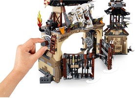 Набор LEGO Пещера драконов