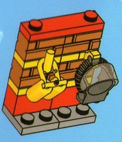 Набор LEGO Стена с пожарным инвентарем
