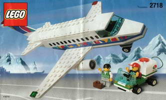 Набор LEGO Самолет и команда обслуживания