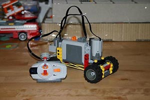 Набор LEGO MOC-0212 Простая машинка на р/у