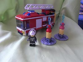 Набор LEGO MOC-1376 Пополнение пожарной команды
