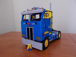 Набор LEGO MOC-1573 Космический грузовик 'Петербильт 362'