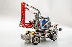 Набор LEGO MOC-2283 Колесный экскаватор