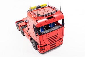 Набор LEGO MOC-2475 Грузовик-тягач