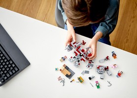 Набор LEGO The Redstone Battle