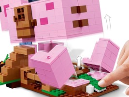 Набор LEGO The Pig House