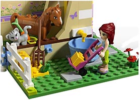Набор LEGO Конюшня