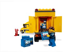 Набор LEGO Грузовик трейлер