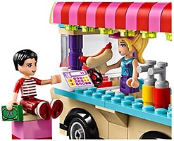 Набор LEGO Парк развлечений: фургон с хот-догами