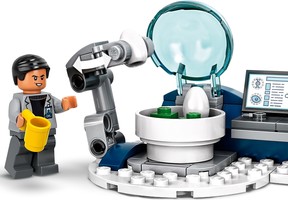 Набор LEGO Dr. Wu's Laboratory