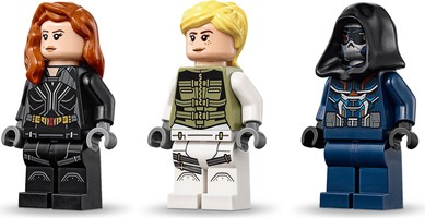 Набор LEGO Black Widow's Helicopter Chase