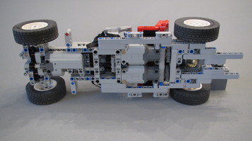 Набор LEGO Classic Jaguar Roadster