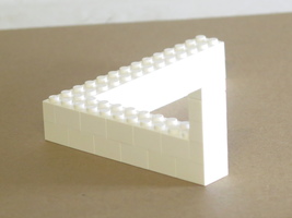 Набор LEGO MOC-10894 Impossible triangle