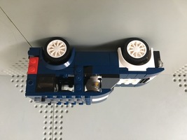 Набор LEGO Ленд Ровер LR3