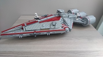 Набор LEGO Star Wars Arquitens-class Light-Cruiser