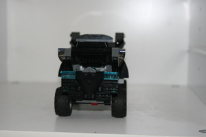 Набор LEGO Black Panther Jeep