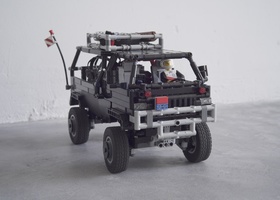 Набор LEGO LEGO Technic VAN 4wd Model 2