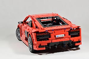 Набор LEGO Ауди R8 V10 Второе поколение