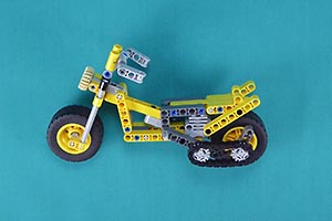 Набор LEGO Мотоцикл (с передним амортизатором)