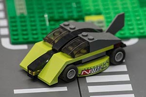 Набор LEGO MOC-5167 Машинка с инерционным мотором, 1
