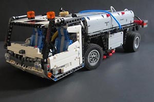 Набор LEGO MOC-5573 Поливальная машина