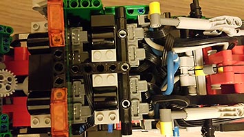 Набор LEGO Грузовик с оборудованием для технического обслуживания (на р/у)