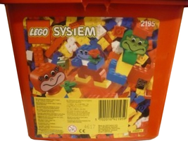 Набор LEGO Маленькое ведро с деталями