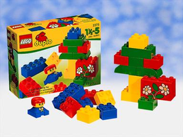Набор LEGO Цветочный сад Сары
